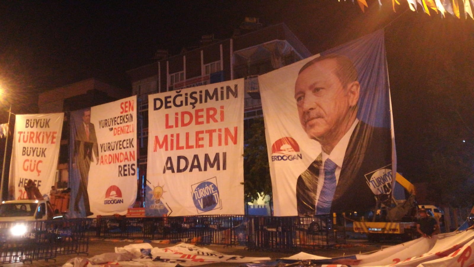 Cumhurbaşkanı Erdoğan’ın Denizli mitingi için büyük bir çalışma var.