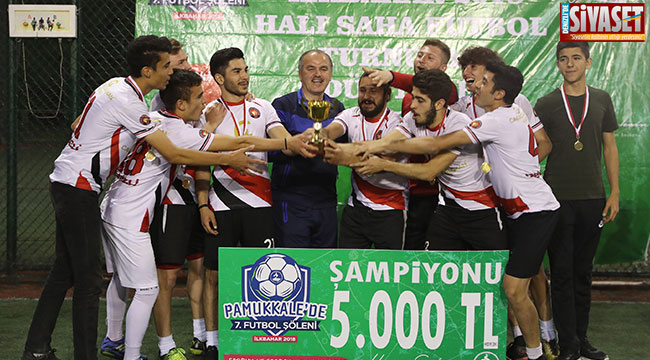Şampiyon Zümrüt Zeytinköyspor