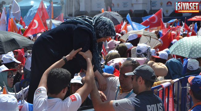 Destek isterken müjde vermeyi ihmal etmedi