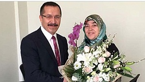 Rektör Bağ'ın eşi istifa etti