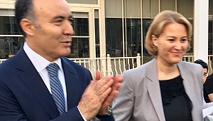 Biz de seni alkışlıyoruz 