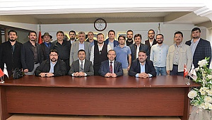 Yol Haritasını Derneklerle Çiziyor