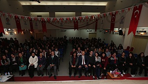 Zolan, Gençlik Buluşmasında 