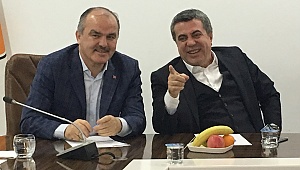 Son kez yanyana oturdular