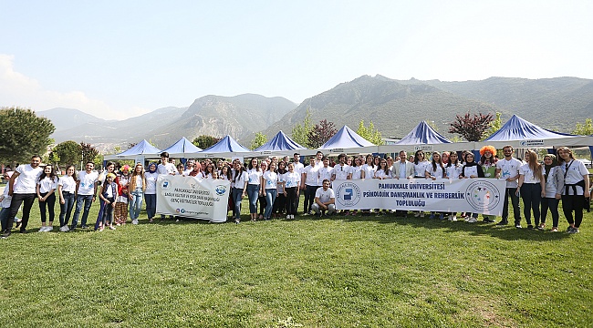 PAÜ'de otizm farkındalık etkinlikleri uçurtma şenliği ile sona erdi