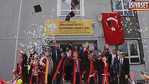 Baklan'da mezuniyet sevinci