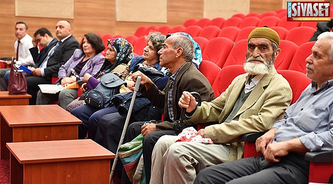 Denizli Valiliği vatandaşı dinliyor