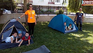 Minikler dağcılığı ve doğal yaşamı, yaşayarak öğrendi