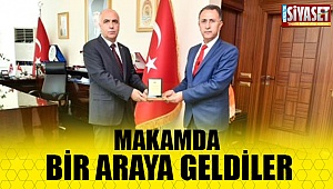 Makamda bir araya geldiler