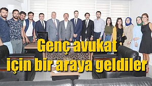 Siyasilerden genç avukata destek
