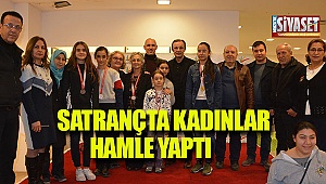 Satranç'ta kadınlar hamle yaptı