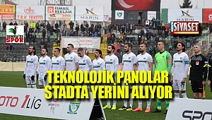Teknolojik panolar stadta yerini alıyorum