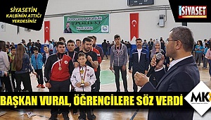 Başkan Vural, öğrencilere söz verdi