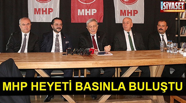 MHP heyeti basınla buluştu