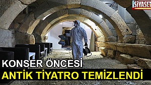 Konser öncesi antik tiyatro temizlendi