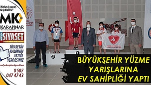 Büyükşehir yüzme yarışlarına ev sahipliği yaptı
