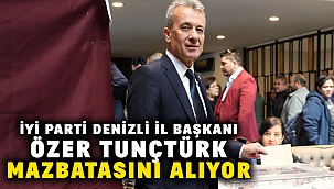 İYİ Parti Denizli İl Başkanı Özer Tunçtürk Mazbatasını Alıyor