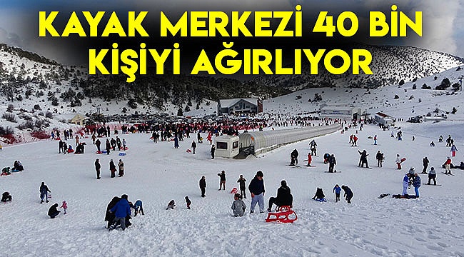 Kayak merkezi 40 bin kişiyi ağırlıyor