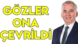 Gözler ona çevrildi
