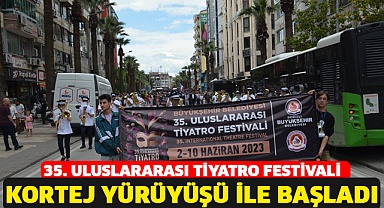 Festival kortej yürüyüşü ile başladı