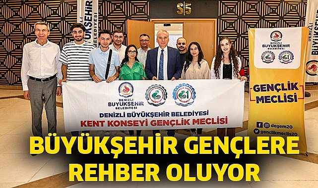 Büyükşehir gençlere rehber oluyor