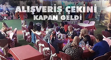 Alışveriş çekini kapan geldi