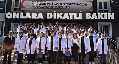 İmam hatipli öğrenciler beyaz önlüklerini giydiler
