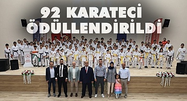 92 karateci ödüllendirildi