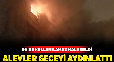 Alevler Geceyi Aydınlattı