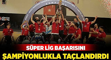 Süper Lig başarısını şampiyonlukla taçlandırdı