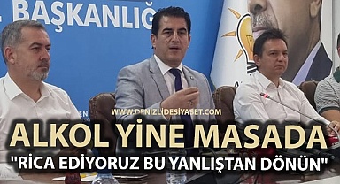 Alkol yine masada duruyor