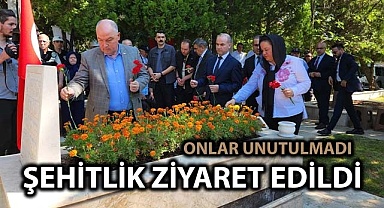 15 Temmuz’da şehitler ziyaret edildi