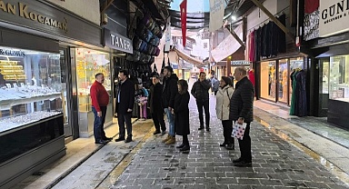 CHP’li Arpacı: Çarşılar Bomboş, Esnafın Yüzü Gülmüyor!