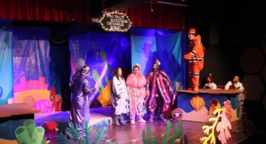 Öğrencilere eğlence dolu karne hediyesi