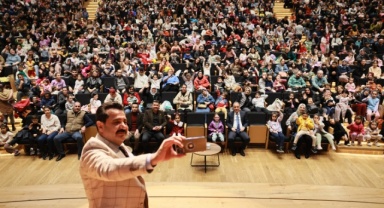 Sömestir şenliği coşkusu artarak devam ediyor