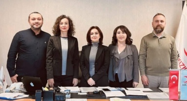 Denizli Kızılay'ın ilk kadın başkanı oldu